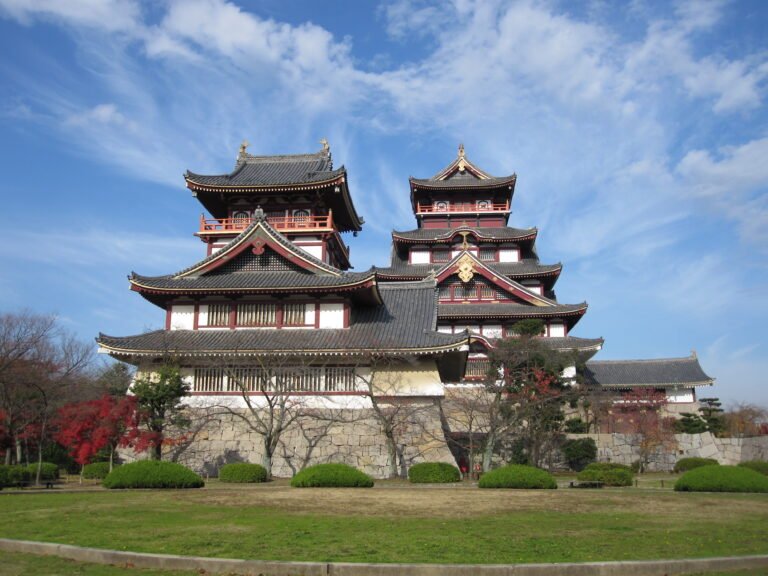Fushimi Momoyama Castle: A Practical Guide to Kyoto’s Rebuilt Hilltop Fortress